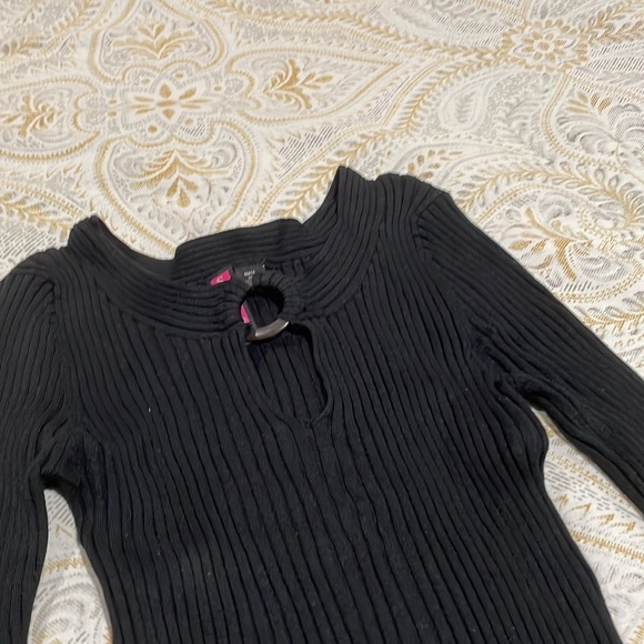 Top Black Brand Say What? Size: L - Picture 2 of 5